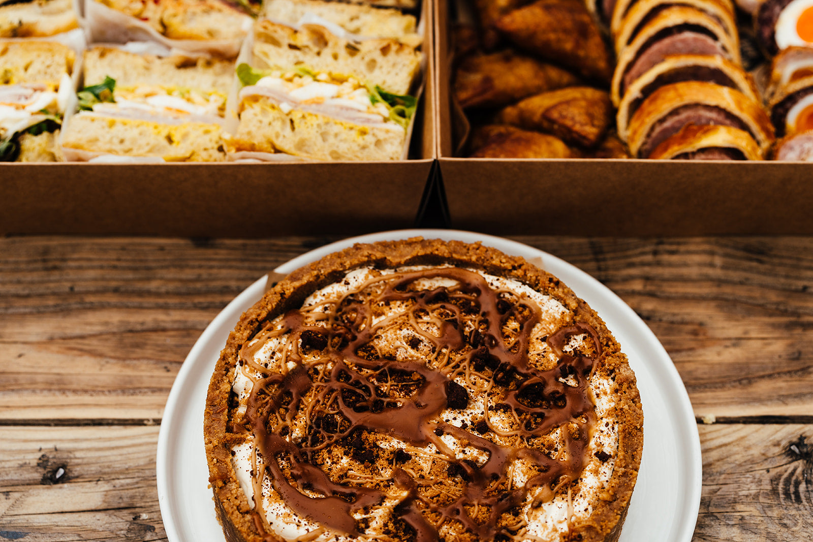 Deluxe Lunch Buffet Bundle